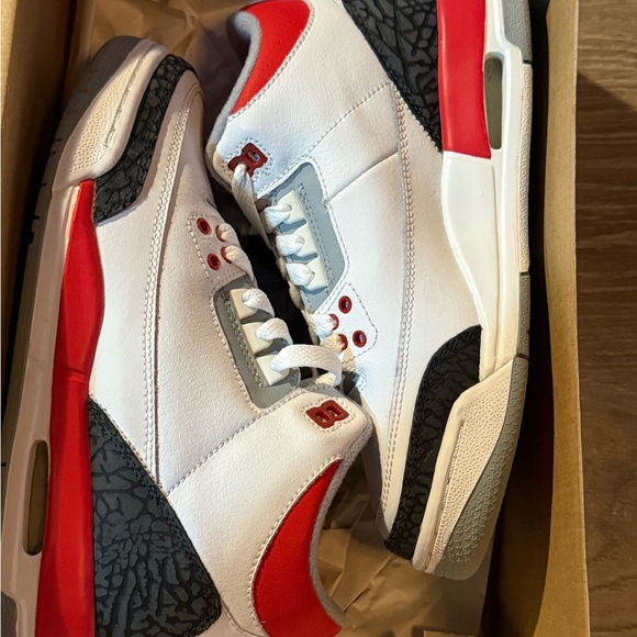 Jordan Other - Brand new Air Jordan Retro 3 size 5 (never worn)